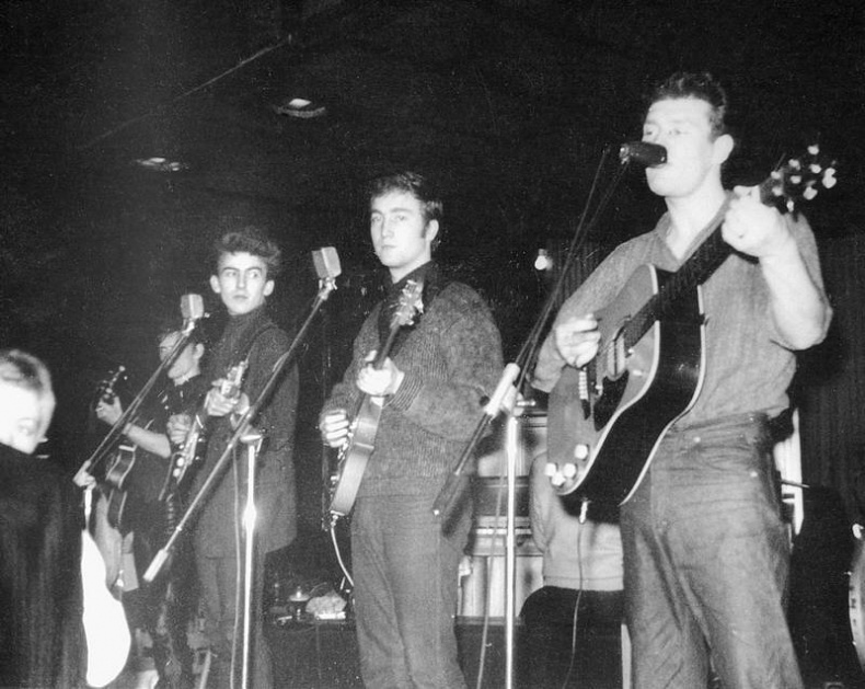 Иллюстрация к книге — Записки путешественника во времени [i_069.jpg]