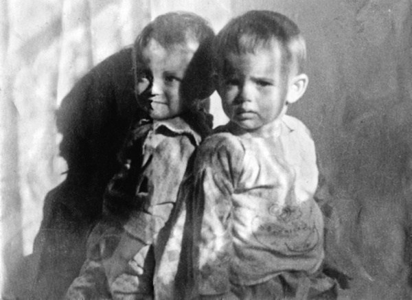 Иллюстрация к книге — Канатоходка. Автобиография [i_007.jpg]