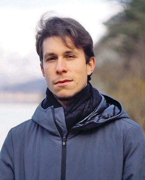 Иллюстрация к книге — Канатоходка. Автобиография [i_095.jpg]