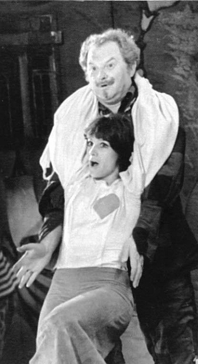 Иллюстрация к книге — Канатоходка. Автобиография [i_109.jpg]