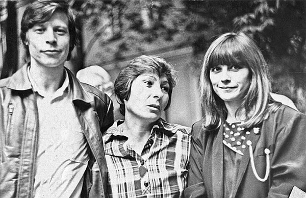 Иллюстрация к книге — Канатоходка. Автобиография [i_114.jpg]