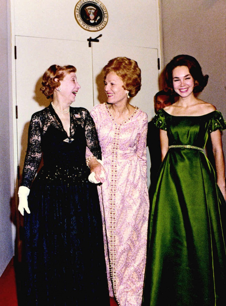 Иллюстрация к книге — Первая леди. Тайная жизнь жен президентов [i_011.jpg]