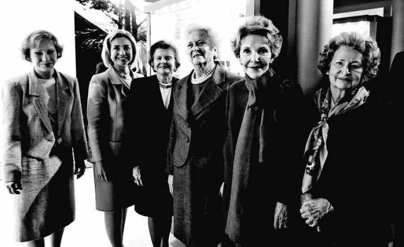 Иллюстрация к книге — Первая леди. Тайная жизнь жен президентов [i_029.jpg]