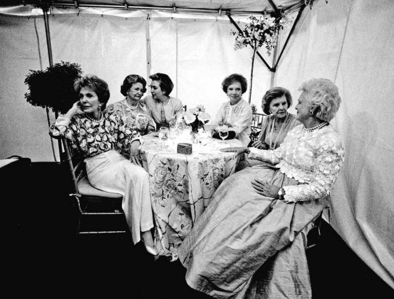 Иллюстрация к книге — Первая леди. Тайная жизнь жен президентов [i_030.jpg]