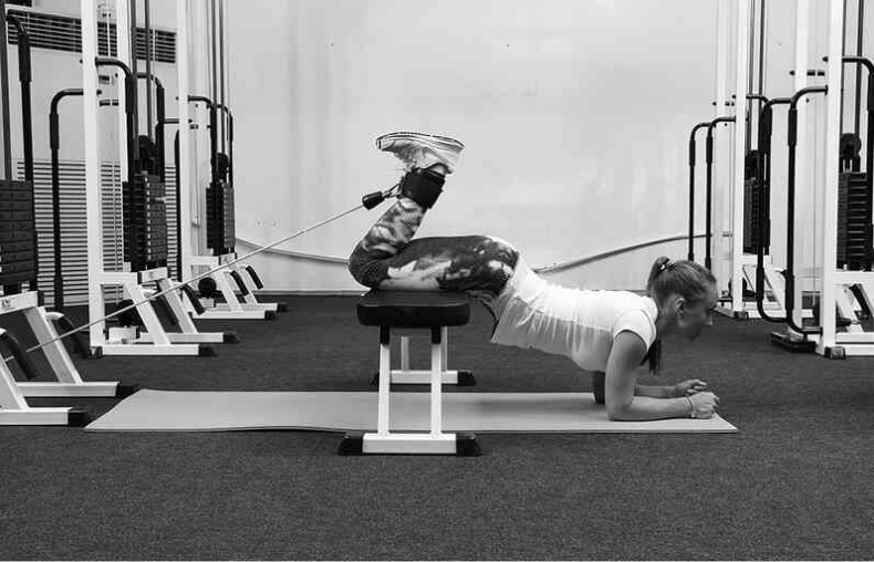 Иллюстрация к книге — Скорая помощь при острых болях. На все случаи жизни [i_056.jpg]