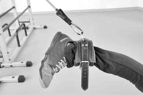 Иллюстрация к книге — Скорая помощь при острых болях. На все случаи жизни [i_088.jpg]