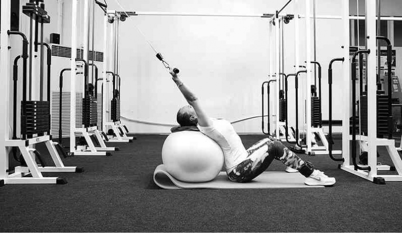 Иллюстрация к книге — Скорая помощь при острых болях. На все случаи жизни [i_147.jpg]