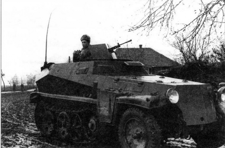 Иллюстрация к книге — Бронетранспортеры Вермахта [img_35.jpg]
