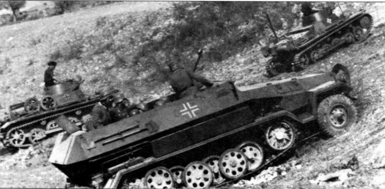 Иллюстрация к книге — Бронетранспортеры Вермахта [img_38.jpg]