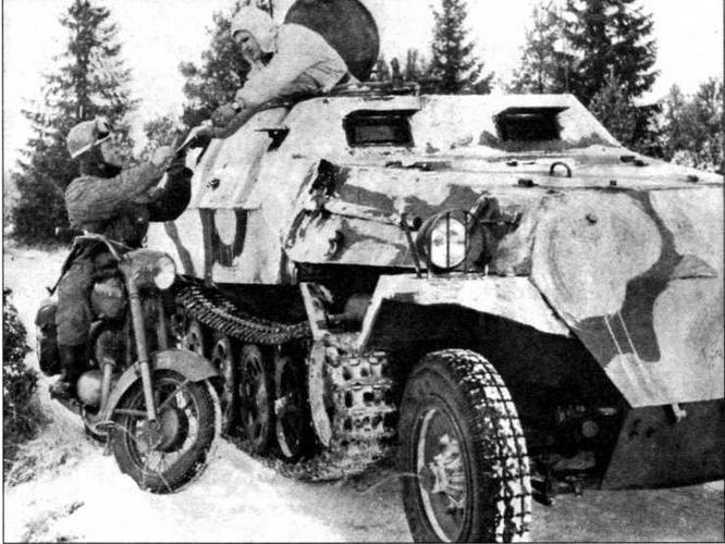 Иллюстрация к книге — Бронетранспортеры Вермахта [img_85.jpg]