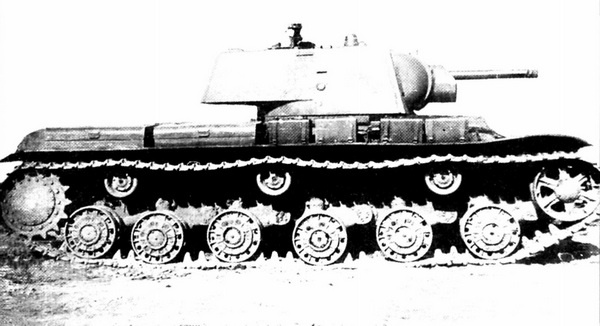 Иллюстрация к книге — Тяжёлый танк КВ. Часть 1 [i_022.jpg]