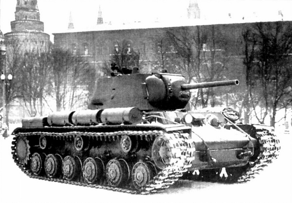 Иллюстрация к книге — Тяжёлый танк КВ. Часть 1 [i_033.jpg]