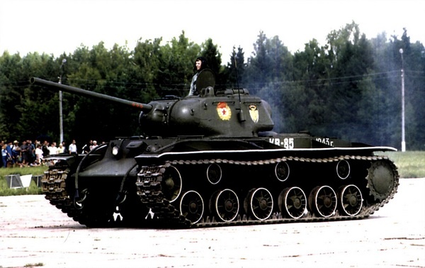 Иллюстрация к книге — Тяжёлый танк КВ. Часть 1 [i_064.jpg]