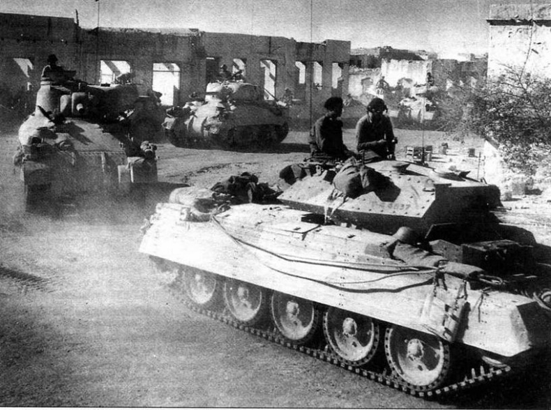 Иллюстрация к книге — «Крусейдер» и другие [img_42.jpg]