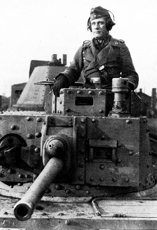 Иллюстрация к книге — Лёгкий танк Pz.38(t) [i_068.jpg]