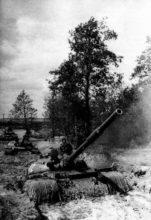 Иллюстрация к книге — Средний танк Т-62 [img_37.jpg]