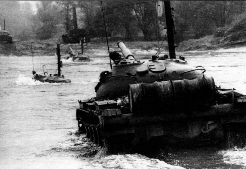 Иллюстрация к книге — Средний танк Т-62 [img_41.jpg]