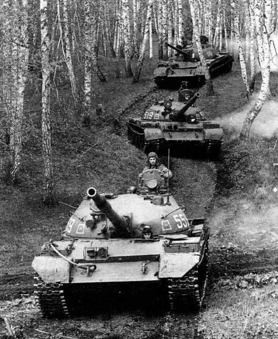 Иллюстрация к книге — Средний танк Т-62 [img_52.jpg]