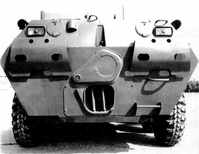 Иллюстрация к книге — Отечественные колесные бронетранспортеры БТР-60, БТР-70, БТР-80 [img_107.jpg]