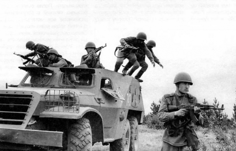 Иллюстрация к книге — Отечественные колесные бронетранспортеры БТР-60, БТР-70, БТР-80 [img_11.jpg]