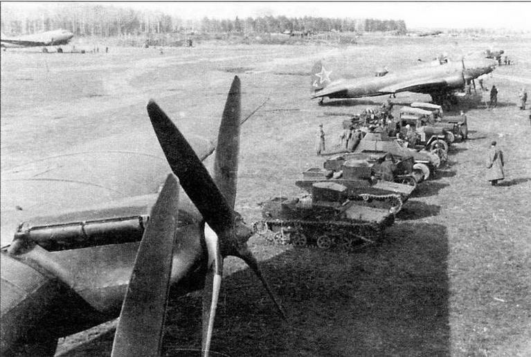 Иллюстрация к книге — Боевые машины десанта [i_022.jpg]