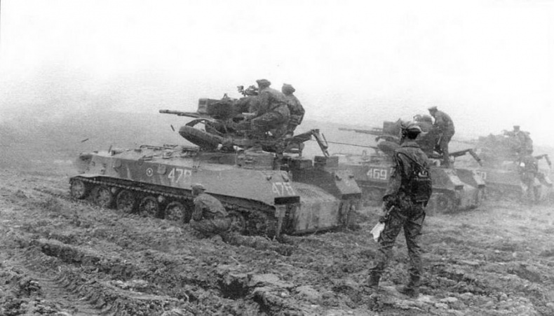 Иллюстрация к книге — Боевые машины десанта [i_081.jpg]