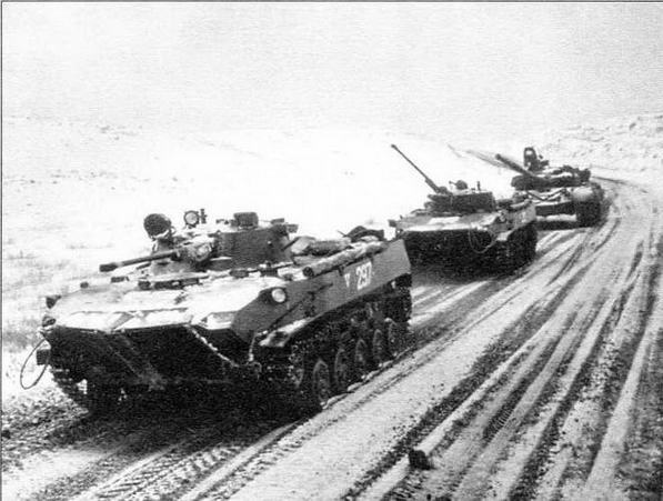 Иллюстрация к книге — Боевые машины десанта [i_105.jpg]