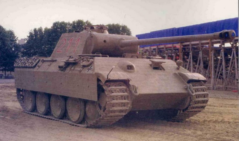 Иллюстрация к книге — «Черная кошка» Панцерваффе [img_137.jpg]