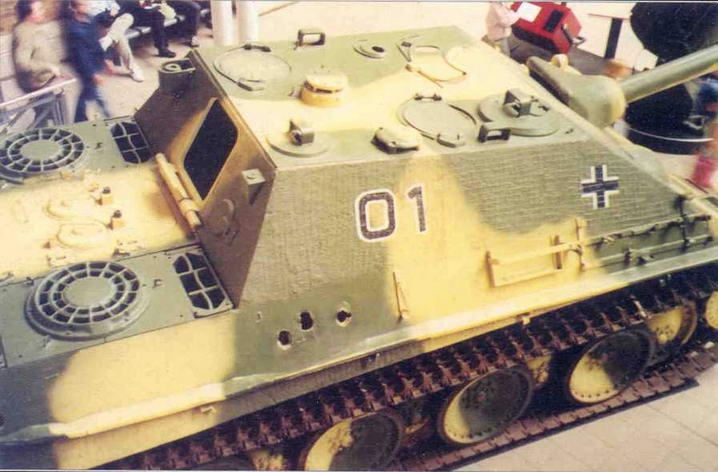 Иллюстрация к книге — «Черная кошка» Панцерваффе [img_143.jpg]