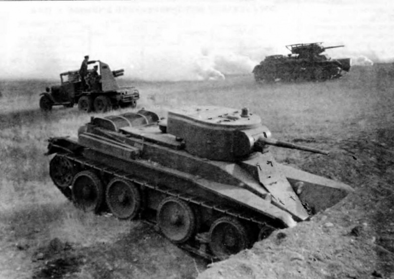 Иллюстрация к книге — Бронетанковая техника Красной Армии, 1939–1945 [img_2.jpg]