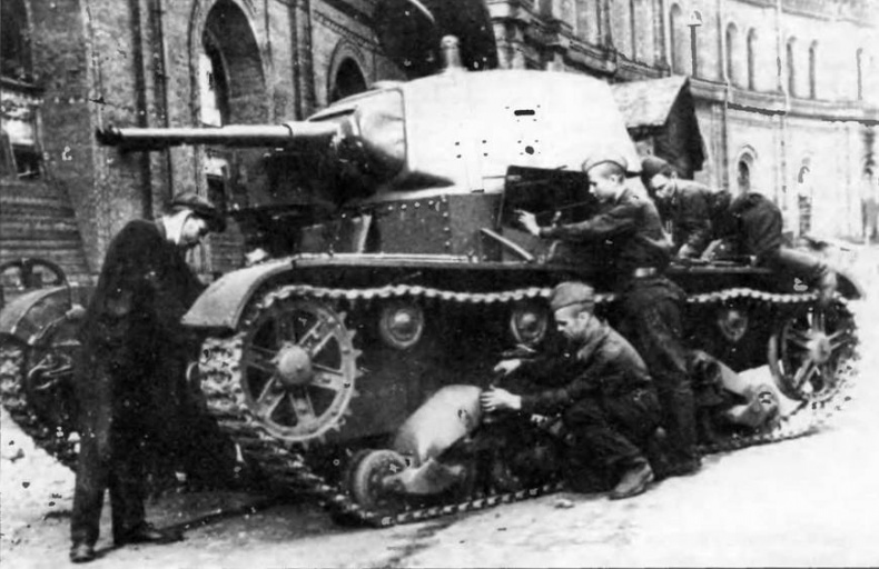 Иллюстрация к книге — Бронетанковая техника Красной Армии, 1939–1945 [img_27.jpg]