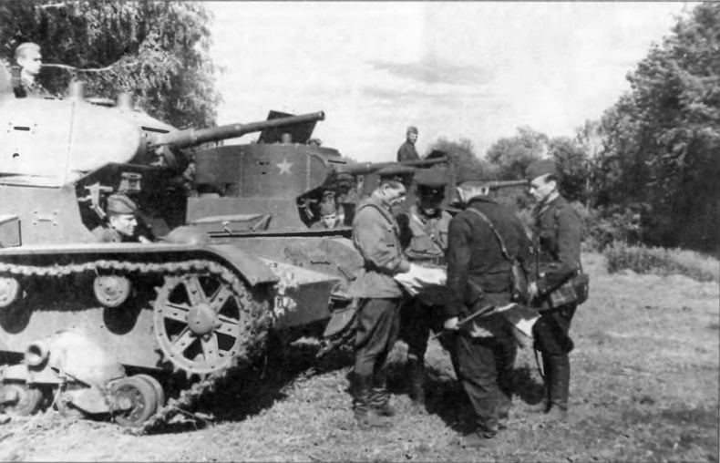 Иллюстрация к книге — Бронетанковая техника Красной Армии, 1939–1945 [img_28.jpg]