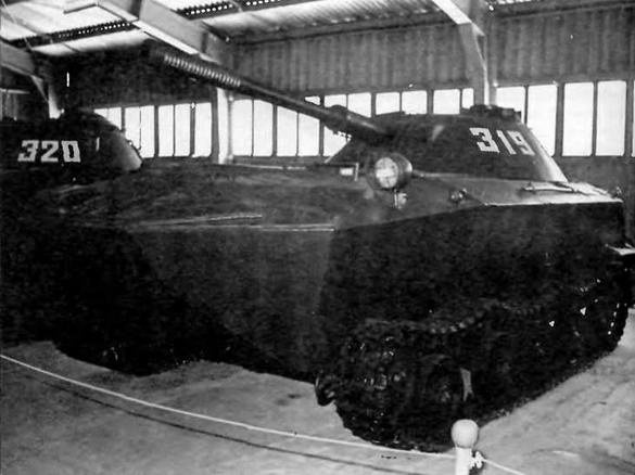 Иллюстрация к книге — Плавающий танк ПТ-76 [img_13.jpg]