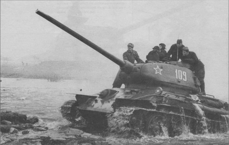 Иллюстрация к книге — Т-34 История танка [img_149.jpg]