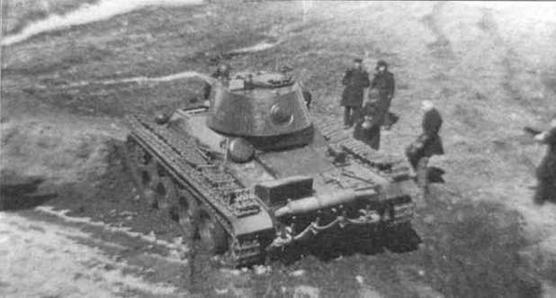 Иллюстрация к книге — Легкий танк Т-26 [img_38.jpg]