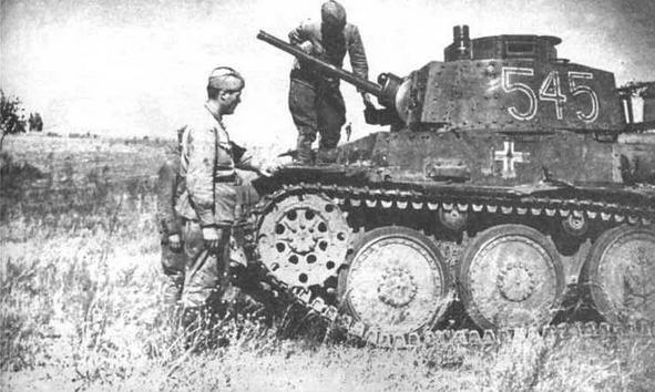 Иллюстрация к книге — Бронетанковая техника третьего рейха [img_20.jpg]