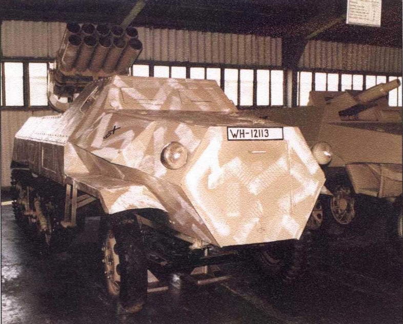 Иллюстрация к книге — Бронетанковая техника третьего рейха [img_249.jpg]