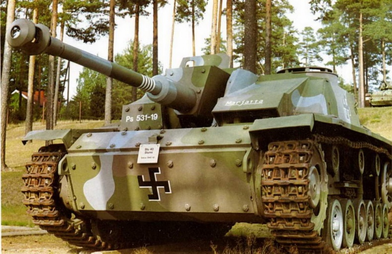 Иллюстрация к книге — Штурмовое орудие Stug III [img_78.jpg]