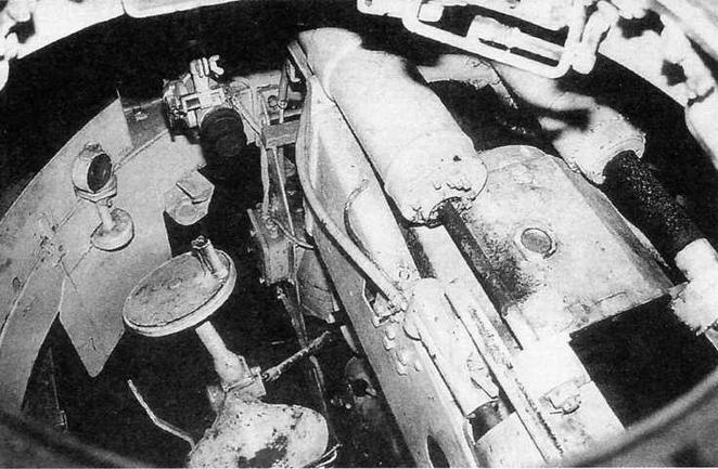 Иллюстрация к книге — Тяжелый танк «Королевский тигр» [img_24.jpg]