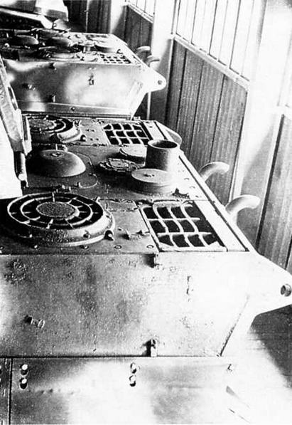 Иллюстрация к книге — Тяжелый танк «Королевский тигр» [img_40.jpg]