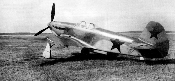 Иллюстрация к книге — Як-3. Истребитель «Победа» [i_006.jpg]