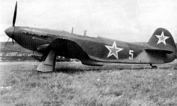 Иллюстрация к книге — Як-3. Истребитель «Победа» [i_040.jpg]