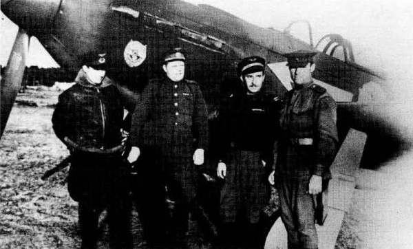 Иллюстрация к книге — Як-3. Истребитель «Победа» [i_136.jpg]