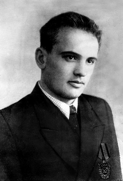 Иллюстрация к книге — Горбачев. Его жизнь и время [i_009.jpg]