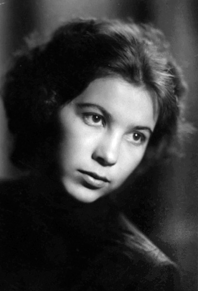 Иллюстрация к книге — Горбачев. Его жизнь и время [i_014.jpg]