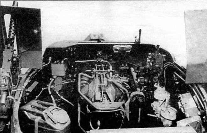 Иллюстрация к книге — Американские «аллигаторы». Гусеничные десантные машины LVT [img_35.jpg]