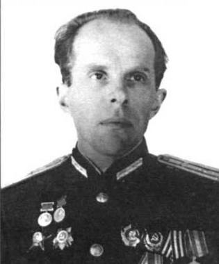 Иллюстрация к книге — Артиллерийские тягачи Советской Армии [img_3.jpg]