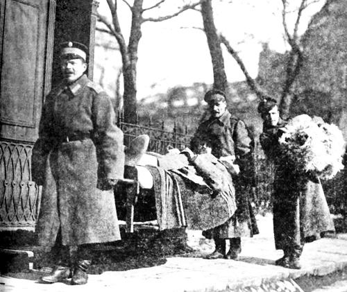 Иллюстрация к книге — Петербургские окрестности. Быт и нравы начала ХХ века [_175.jpg]