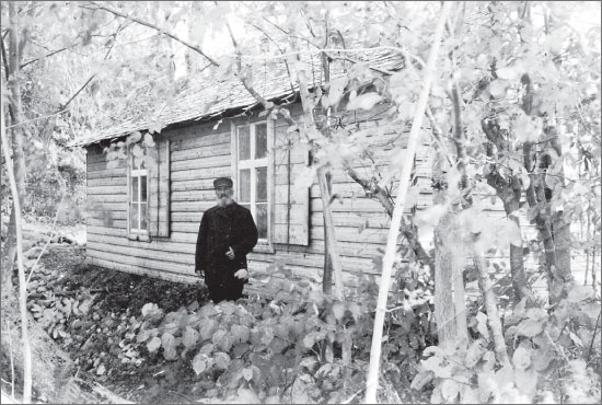 Иллюстрация к книге — Вокруг Петербурга. Заметки наблюдателя [i_043.jpg]