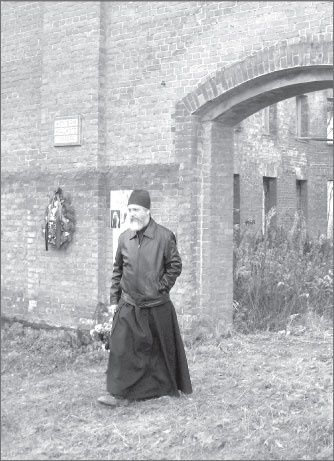 Иллюстрация к книге — Вокруг Петербурга. Заметки наблюдателя [i_085.jpg]